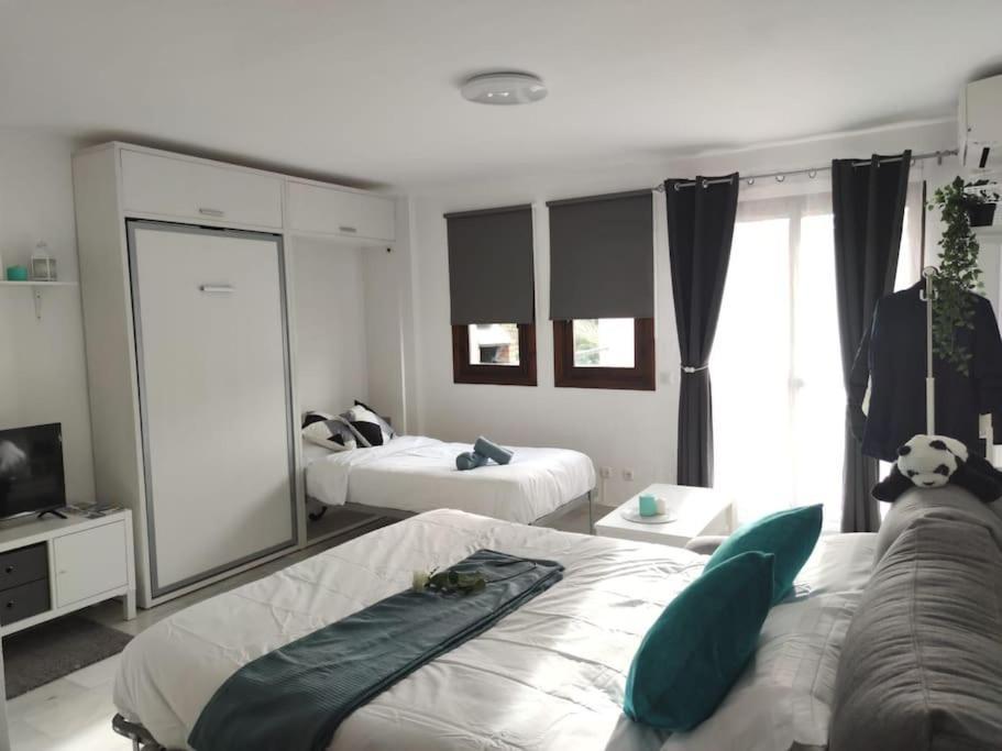 Apartamento Maika Benalsun Pueblo Evita Бенальмадена Екстер'єр фото