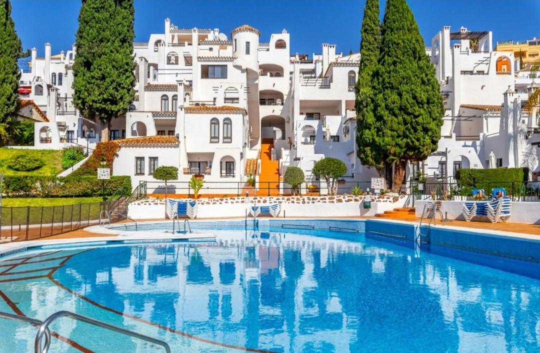 Apartamento Maika Benalsun Pueblo Evita Бенальмадена Екстер'єр фото